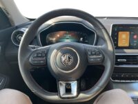 MG EHS PHEV Luxury